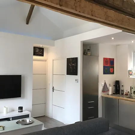 Charming T2 Near & Market, T2 Pres De La Et Du Marche Lägenhet